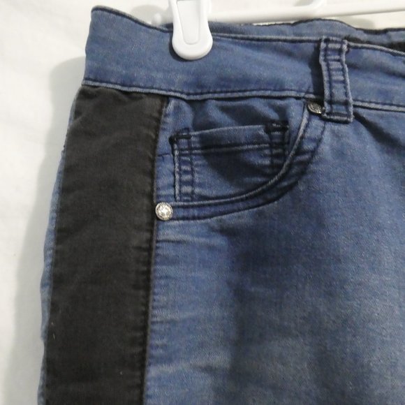 SUKO JEANS | size 4 | Faded Blue Denim With Black Striped Sides - Picture 8 of 16